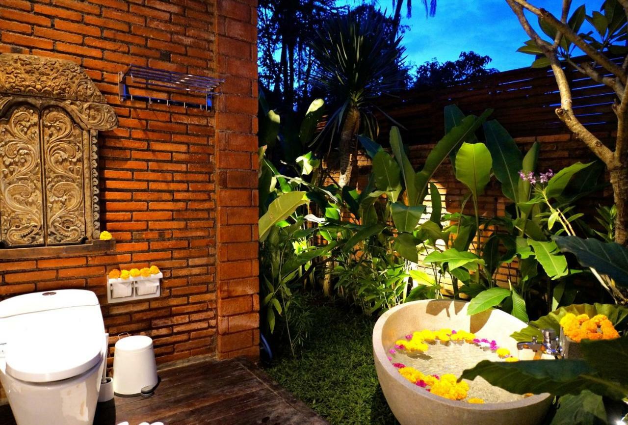 Delodtunduh Villa 2 ウブド エクステリア 写真
